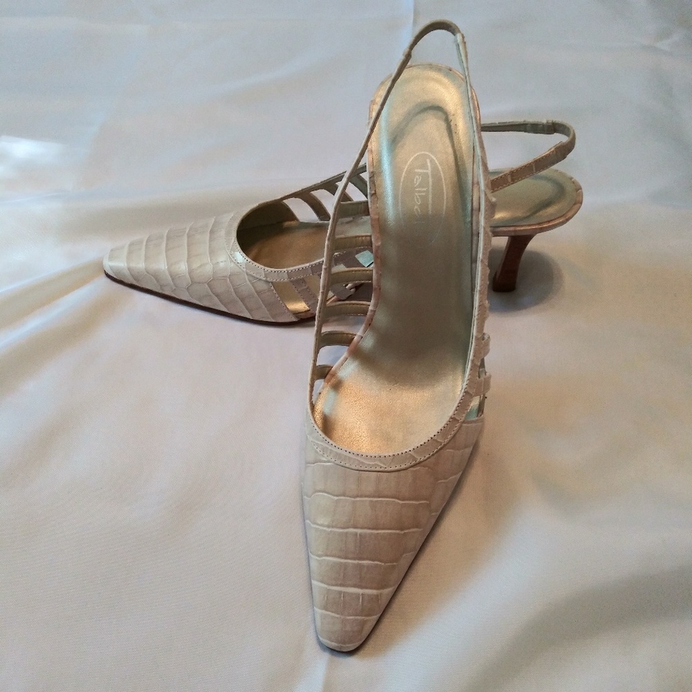 TALBOTS" Libby 3" slingbacks